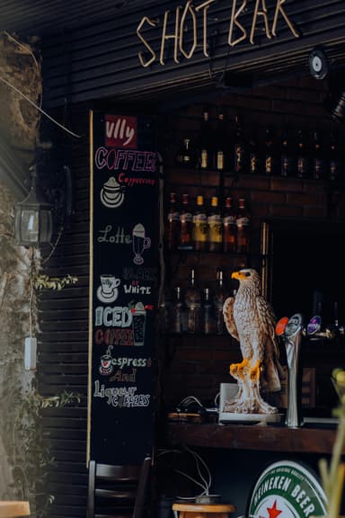 Etichetele sociale ne sufocă