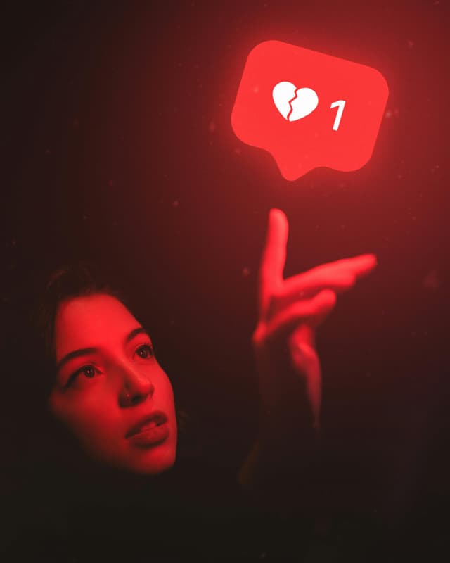 Stealthing în relații online: când fantezia devine incorectă