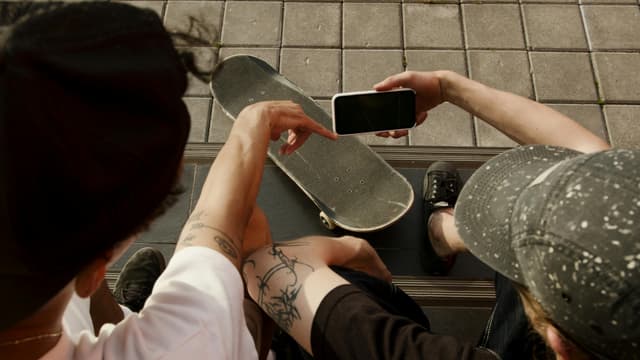 Partener :) - când viața digitală îți ucide pasiunea