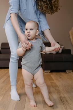 Povestea primei mele relații deschise – și ce am învățat din ea